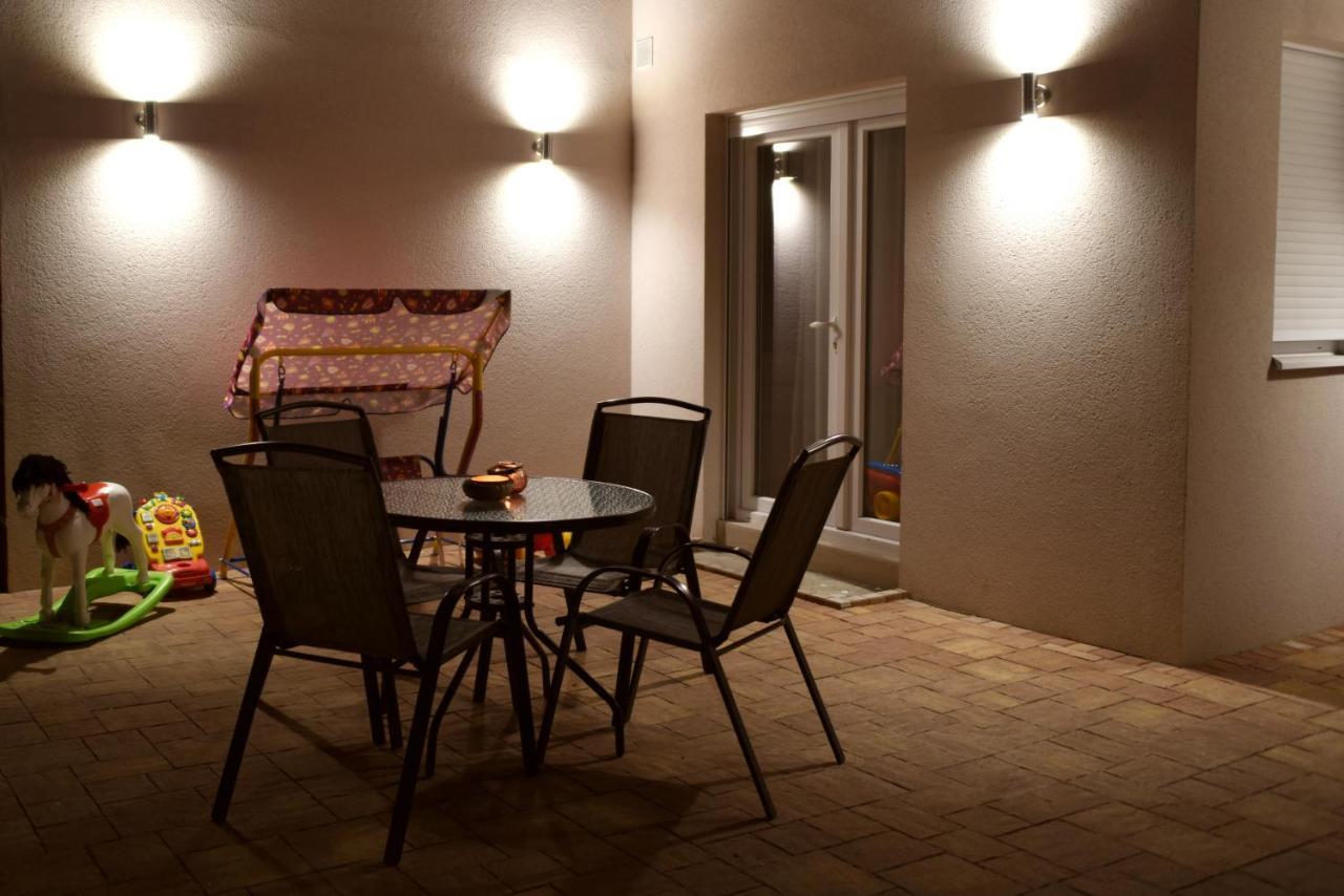 Appartamento Vrnjacka Idila Vrnjačka Banja Esterno foto
