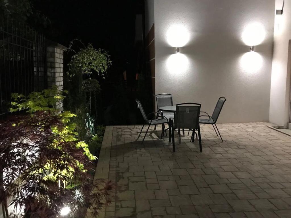 Appartamento Vrnjacka Idila Vrnjačka Banja Esterno foto
